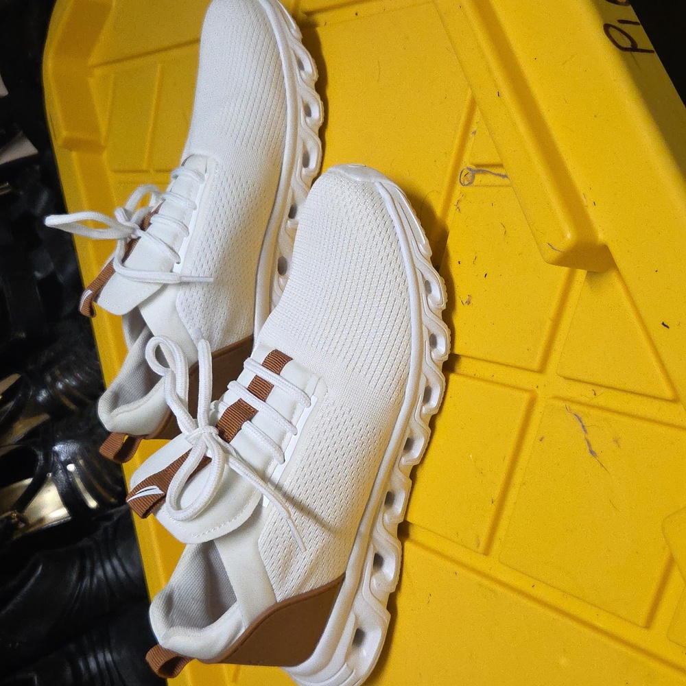 Nautica White and Brown Athletic Sneakers